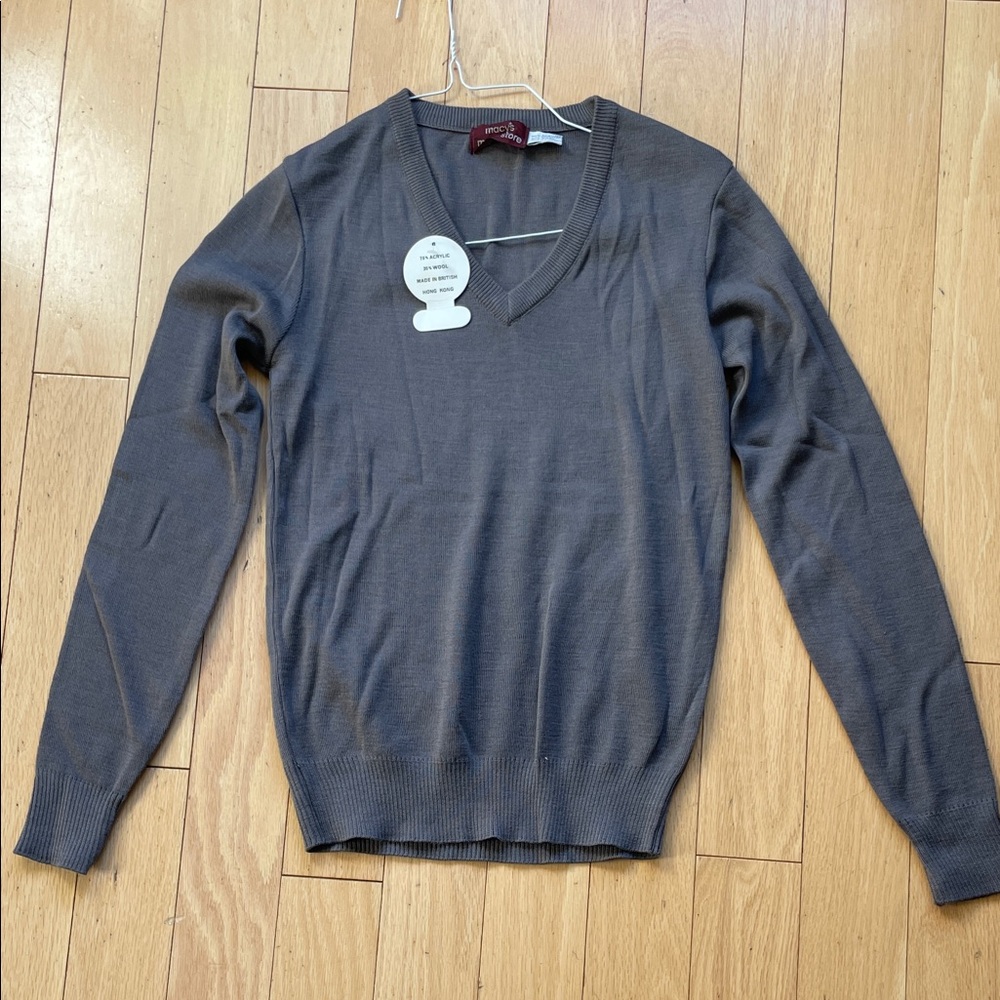 Vintage New w Tags Macy’s Men’s Store Gray V-Neck Men's Sweater
